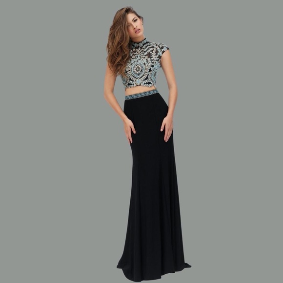 Sherri Hill Two-Piece Beaded Top Gown - Picture 3 of 9